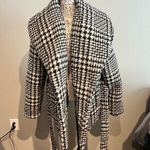 Black and White Houndstooth Coat